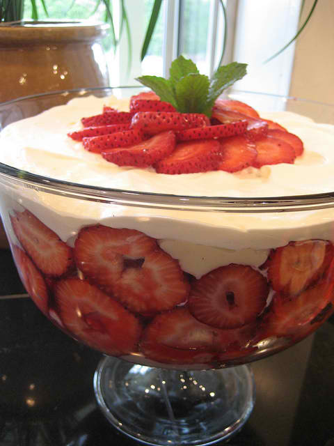 English Berry Trifle
