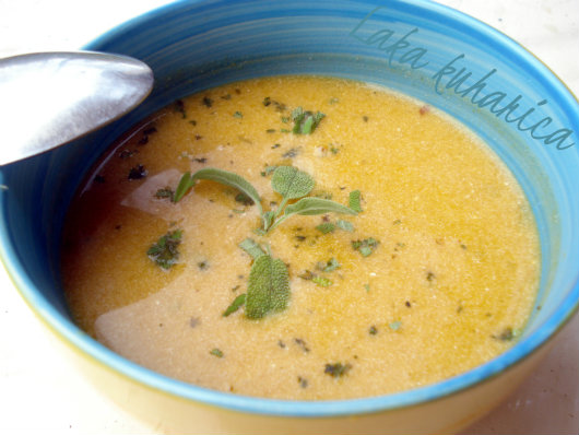 Pumpkin soup with wine