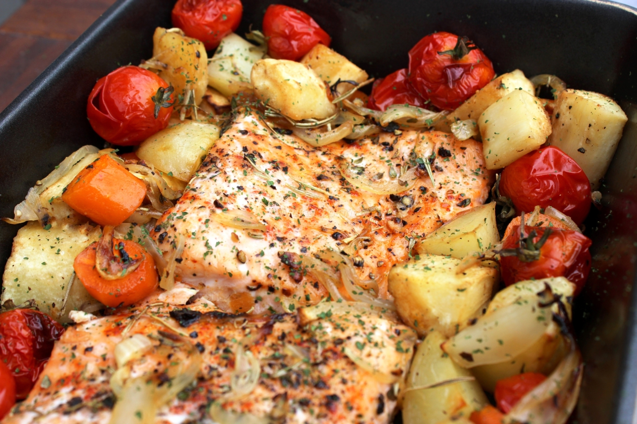 Salmon with roasted vegetables