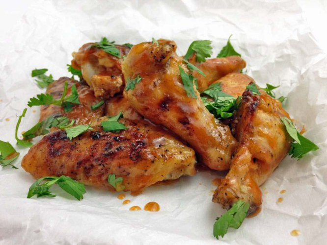Baked Honey Sriracha Chicken Wings